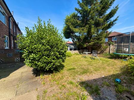 3 bedroom Semi-detached house for sale in Kirby Avenue, Chadderton, OL9