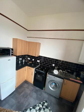 1 bedroom Flat to let in Broomlands Street, Paisley, PA1