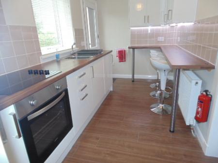 2 bedroom Semi-detached house to let in Woodend Drive, Paisley, PA1