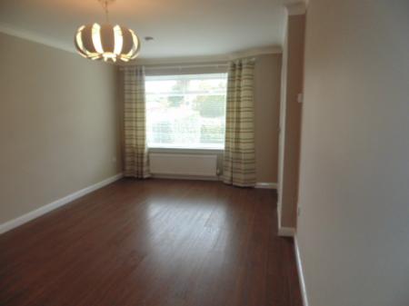 2 bedroom Semi-detached house to let in Woodend Drive, Paisley, PA1