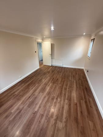 3 bedroom Flat to let in Millstream Court, Paisley, PA1