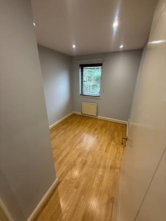 3 bedroom Flat to let in Millstream Court, Paisley, PA1