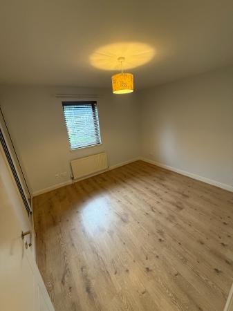3 bedroom Flat to let in Millstream Court, Paisley, PA1