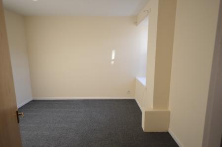 2 bedroom Flat to let in James Street, Perth, PH2