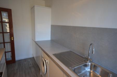2 bedroom Flat to let in James Street, Perth, PH2