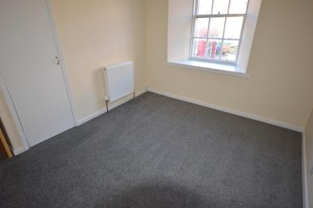 2 bedroom Flat to let in James Street, Perth, PH2