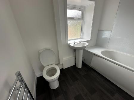 2 bedroom Cottage to let in Farm Cottage, Meikleour, PH2