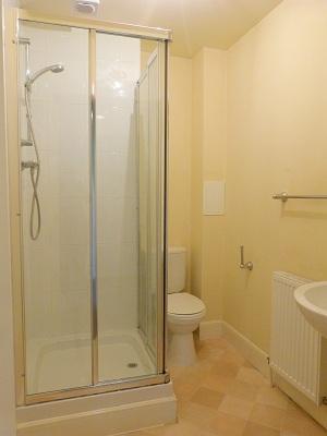 2 bedroom Flat to let in Princes Street, Perth, PH2
