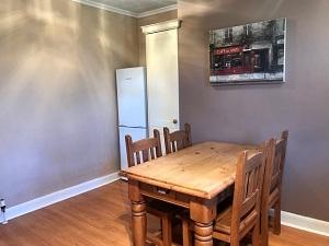 2 bedroom Flat to let in Craigie Road, Perth, PH2
