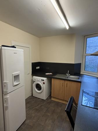 2 bedroom Flat to let in South Street, Perth, PH2