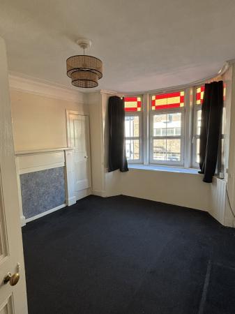 2 bedroom Flat to let in South Street, Perth, PH2