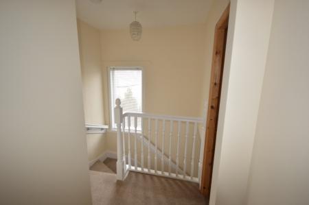 3 bedroom Semi-detached house to let in Hall Park, Abernethy, PH2