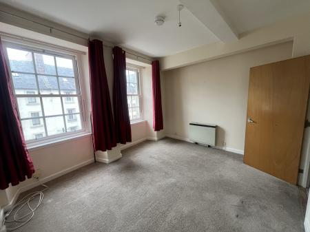 1 bedroom Flat to let in Kirkgate, Perth, PH1