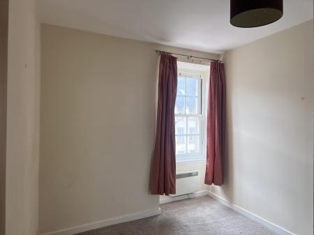 1 bedroom Flat to let in Kirkgate, Perth, PH1