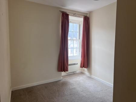 1 bedroom Flat to let in Kirkgate, Perth, PH1