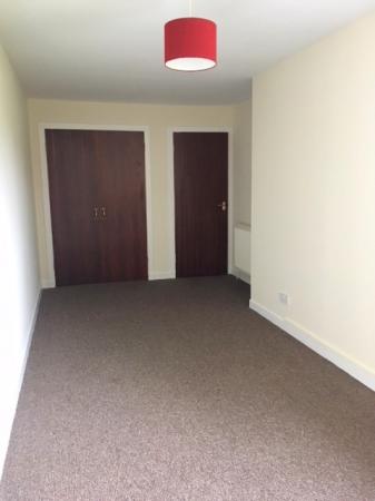 2 bedroom Flat to let in Crieff Road, Perth, PH1