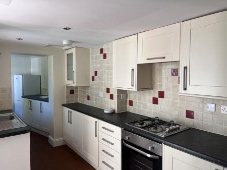 3 bedroom Bungalow to let in Jeanfield Road, Perth, PH1