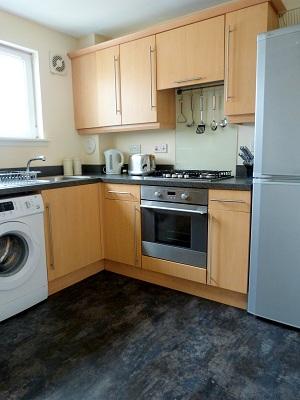 2 bedroom Flat to let in Simpson Square, Perth, PH1