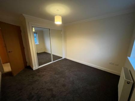 3 bedroom Flat to let in Windsor Terrace, Perth, PH2