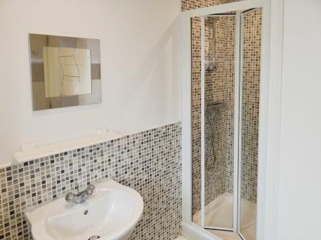 2 bedroom Apartment to let in Bowman Drive, Hexham, NE46