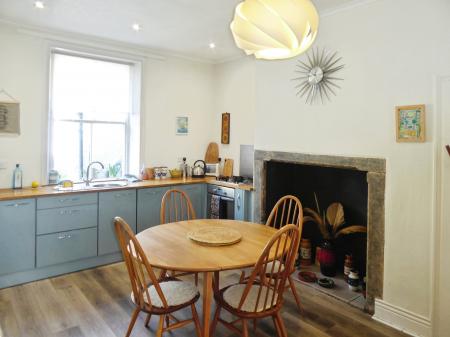 2 bedroom Terraced House to let in Kingsgate Terrace, Hexham, NE46