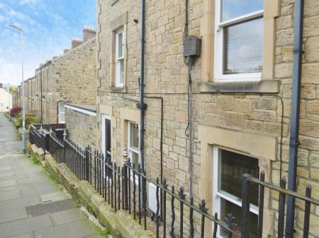 1 bedroom Flat to let in Shaftoe Leazes, Hexham, NE46
