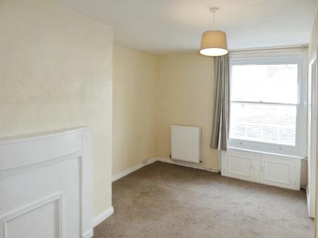 2 bedroom Flat to let in Market Place, Hexham, NE46