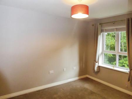 2 bedroom Flat to let in Hackwood Glade, Hexham, NE46