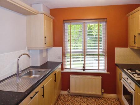 2 bedroom Flat to let in Hackwood Glade, Hexham, NE46