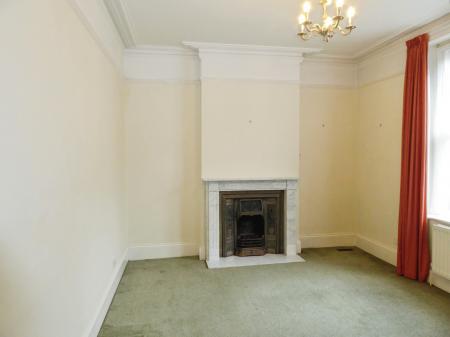4 bedroom Terraced House to let in Portland Terrace, Hexham, NE46