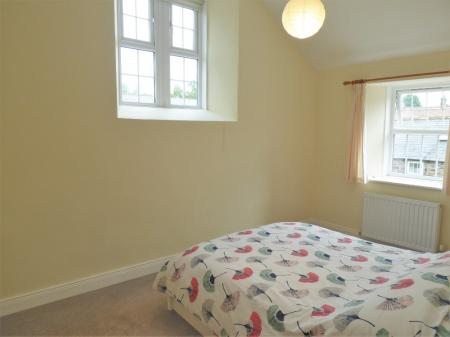 2 bedroom Terraced House to let in Crown Court, Haltwhistle, NE49
