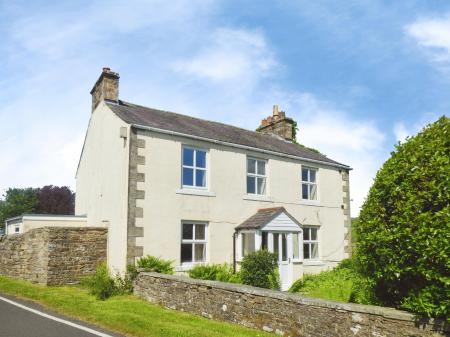 3 bedroom Detached house to let in Town Green, Slaggyford, CA8