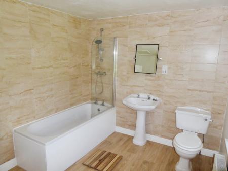 3 bedroom Detached house to let in Town Green, Slaggyford, CA8