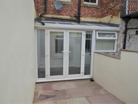 1 bedroom Flat to let in Diamond Square, Hexham, NE46
