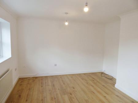 2 bedroom Ground floor flat to let in Castle View, Horsley, NE15