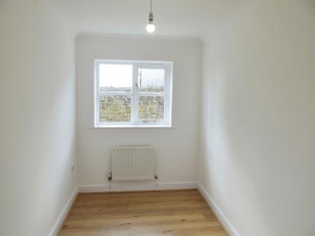 2 bedroom Ground floor flat to let in Castle View, Horsley, NE15