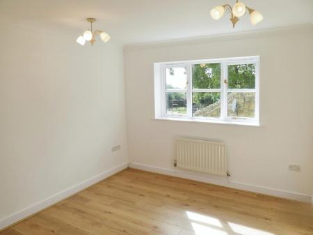 2 bedroom Ground floor flat to let in Castle View, Horsley, NE15