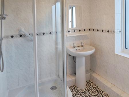 3 bedroom Terraced House to let in Stanley Crescent, Prudhoe, NE42