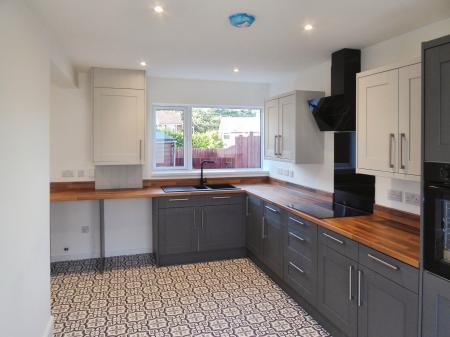 3 bedroom Terraced House to let in Stanley Crescent, Prudhoe, NE42