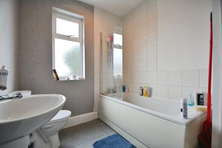 1 bedroom House share to let in Edwalton Avenue, West Town, PE3