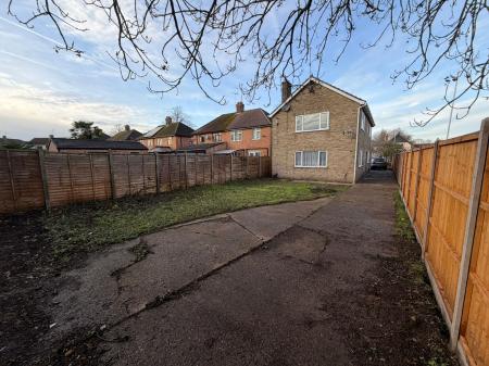 2 bedroom Flat to let in Oundle Road, Orton Longueville, Peterborough, PE2