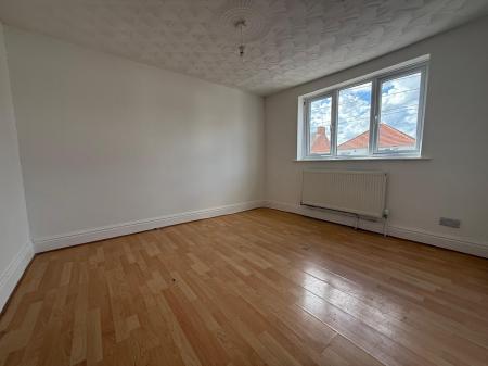 6 bedroom Detached house to let in Priory Road, West Town, Peterborough, PE3