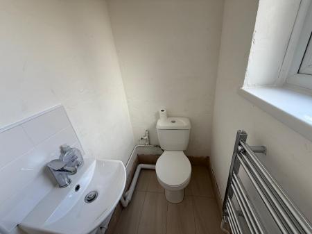 6 bedroom Detached house to let in Priory Road, West Town, Peterborough, PE3