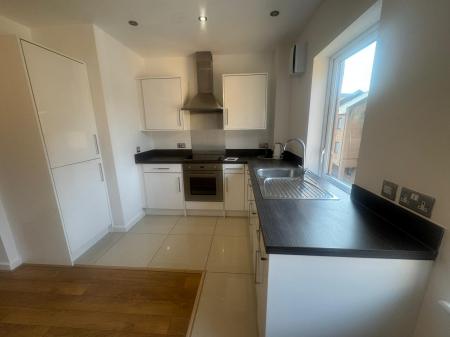 2 bedroom Flat for sale in Central Court, North Street, Central, Peterborough, PE1