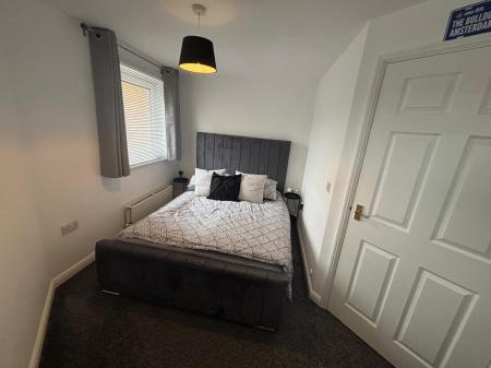 2 bedroom Flat for sale in Clayburn Road, Hampton Centre, Peterborough, PE7