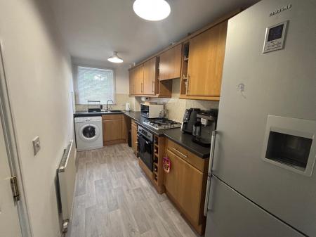 2 bedroom Flat for sale in Clayburn Road, Hampton Centre, Peterborough, PE7