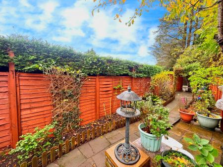 2 bedroom Detached bungalow for sale in Crown Street, Peterborough, PE1