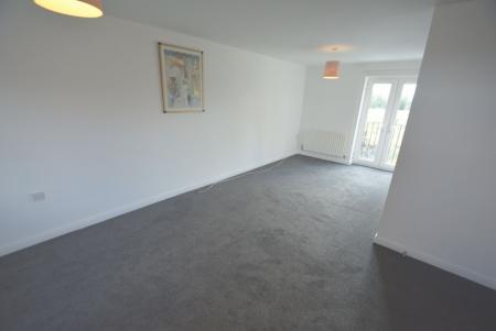 2 bedroom Flat for sale in Evergreen Drive, Hampton Hargate, Peterborough, PE7