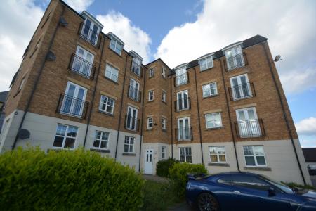 2 bedroom Flat for sale in Evergreen Drive, Hampton Hargate, Peterborough, PE7