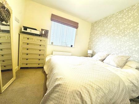 3 bedroom Semi-detached house for sale in Goldcrest Road, Crowland, PE6